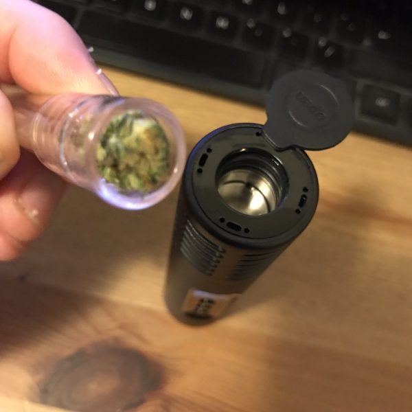 Using the Arizer AIR 2 vaporizer review