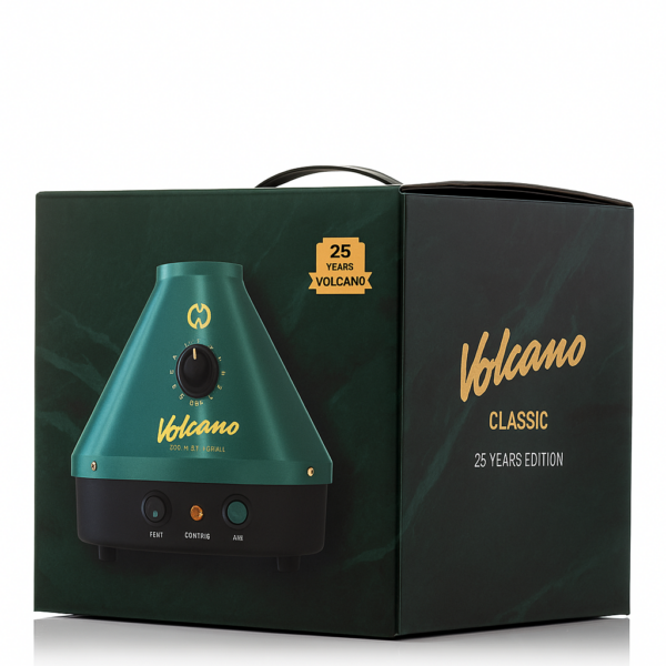 classic Volcano 25th green